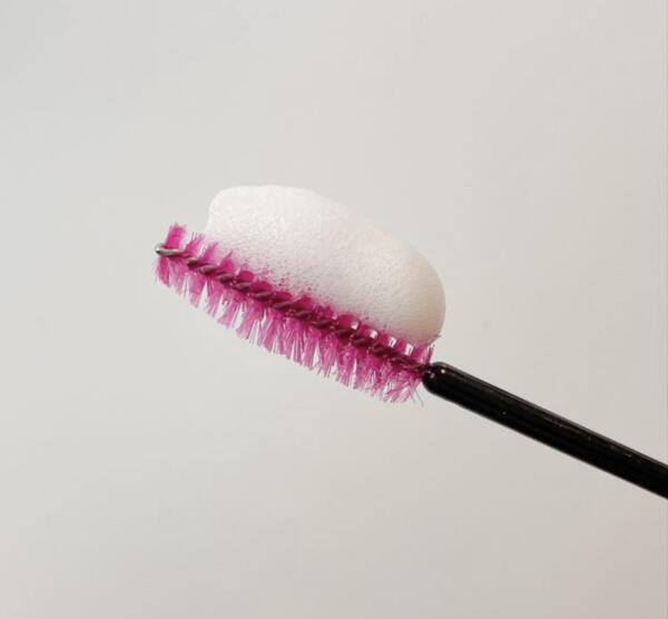 EINWEG WIMPERN UND AUGENBRAUENBÜRSTEN - PINK